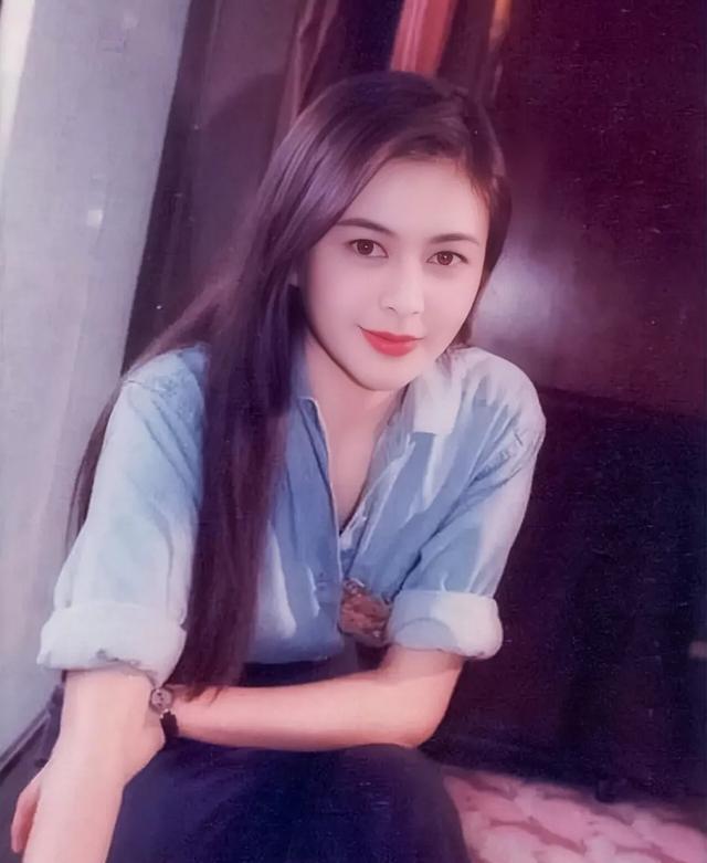 90年代港星们惊艳颜值合集,没有p图的年代,才是真正的神颜