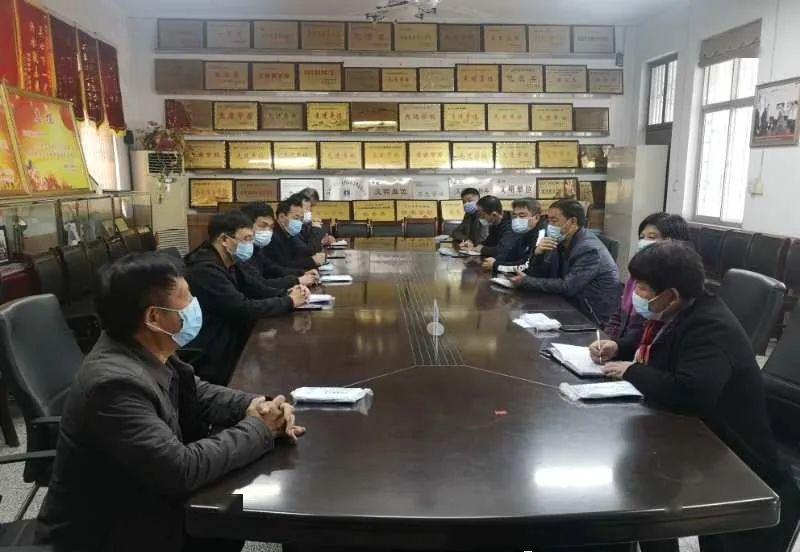 牧名人口罩厂_戴口罩的卡通图片(3)