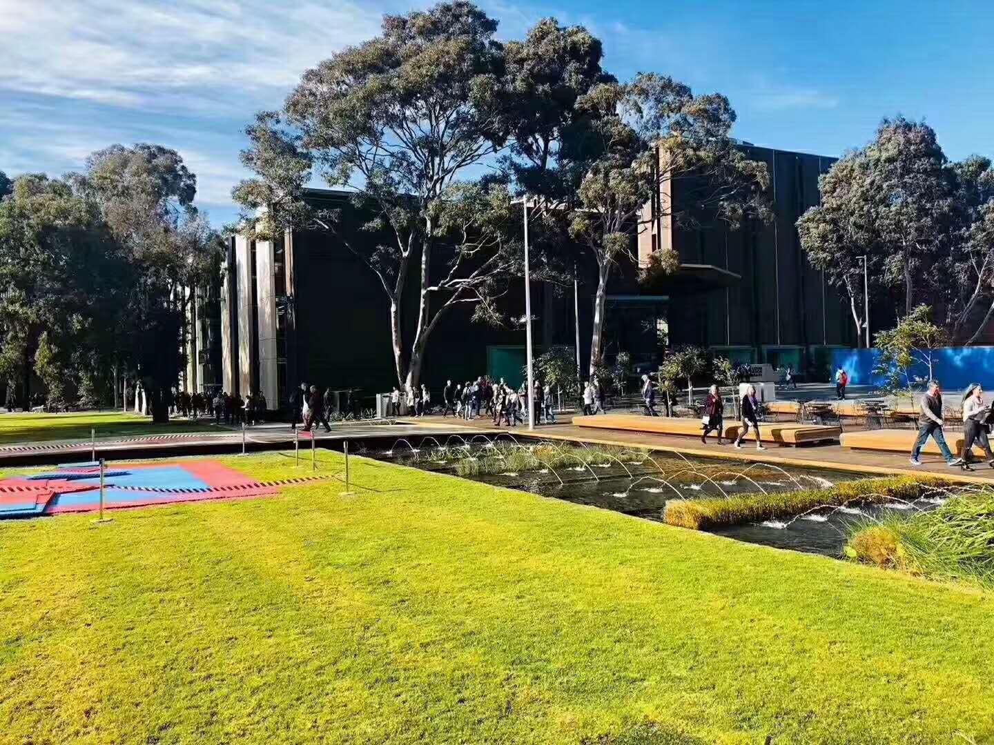 2020莫纳什大学世界_《2020年世界大学声誉排名》新鲜出炉!六大专业墨大