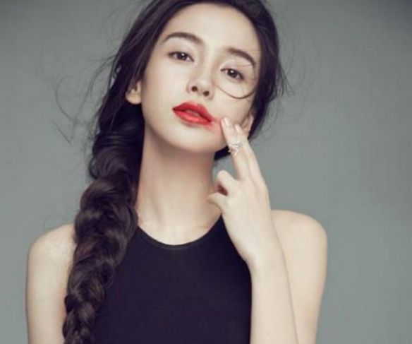 “她”是杨颖演技巅峰，没有瞪大眼、抠图，一