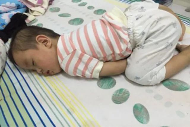 「孩子」遇上时不慌乱孩子积食的信号你知道几个？家长早知道好心里有底