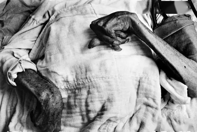 尤金·史密斯摄影的人道主义精神