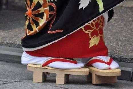 墓葬|他生擒关羽名声大噪，1984年墓葬被发现，出土一件文物轰动日本