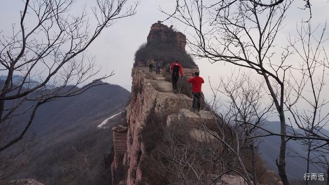 徒步邢台九女峰,令人无不惊叹大自然的鬼斧神工,网友