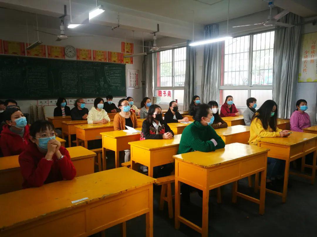 宝鸡市金陵中学科学有序筹备初一初二复学工作