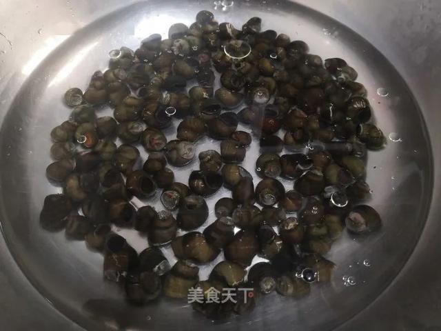 又到螺蛳肥美时!香辣入味,好吃到飞!一个人嗦两斤绝对