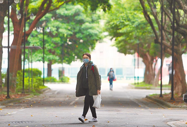 台湾师范大学2名学生感染新冠肺炎成岛内各大学首例