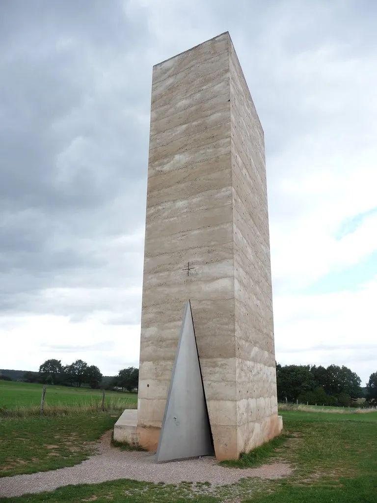 空研所粗野主义建筑水泥铸就的巨大沉默物体