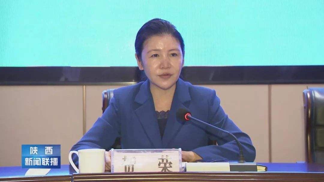 副书记排名_团委副书记汪昱妻子图