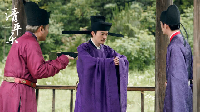 [王凯]羡慕王凯身上的被子《清平乐》发糖成功，