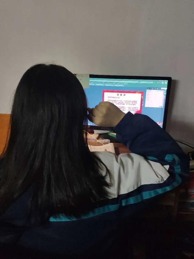 #高考#决胜高考” 线上誓师大会南武中学举行2020届高三“逆行飞扬