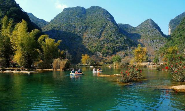 大家对广西旅游景点,多半只停留在桂林山水和北海银滩,其它地方的景色