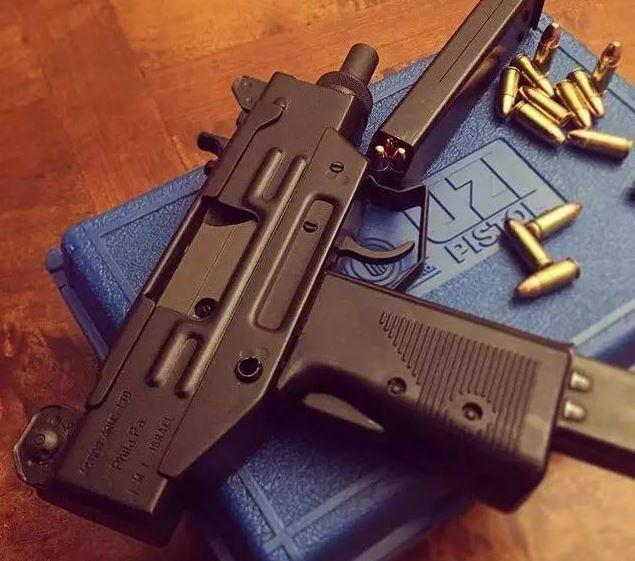 世界十大冲锋枪:之以色列mini uzi(乌兹)冲锋枪