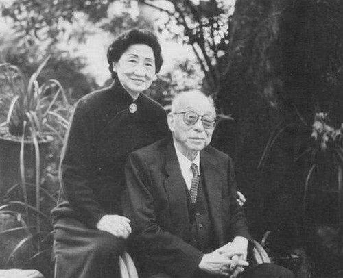 原创张学良一生中最爱的女人,嫁人后还忘不了,老年还抛下老婆去相会