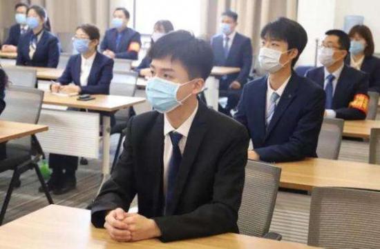 辅导：正在经历自己的高考作业帮、猿辅导、学而思们