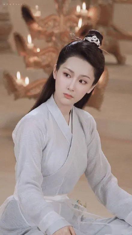 杨紫终于转型了!和王一博合作新剧,即将飞升成大花?