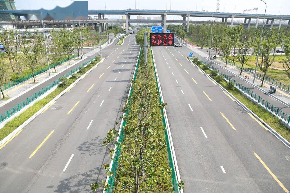 溪杭州湾滨海开发投资有限公司44、开元路（规划路—北环西路）道路工程承建单位：浙江康诚市政园林工程有
