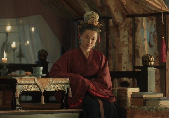 去世后不久,八王爷(八贤王的原型)就告诉仁宗:"刘太后不是陛下的生母