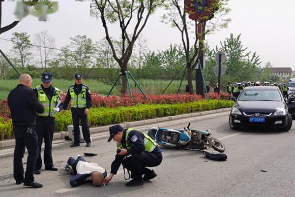 汉中交警二大队开展交通事故现场勘查及先期处置实战大练兵