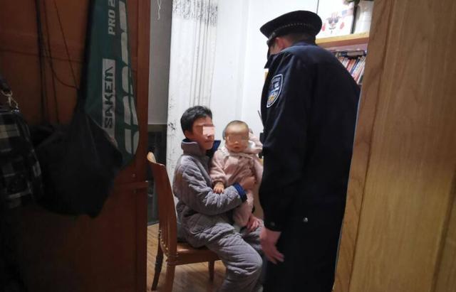 广西南宁：爸妈因教育争吵赌气离家 13岁哥哥带