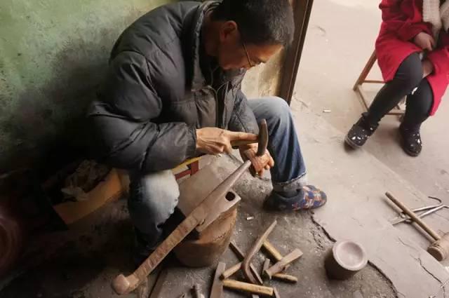 职人故事 ▎触造:立志把传统铁匠铺恢复的清华生