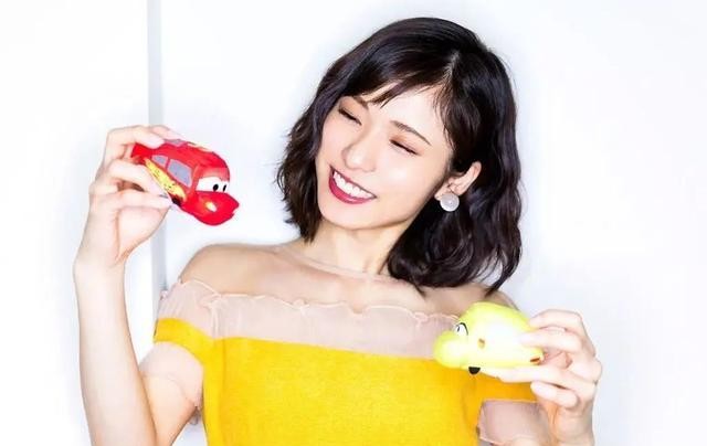 日本95后女星松冈茉优爆红!肤白貌美娇媚软妹子太惊艳
