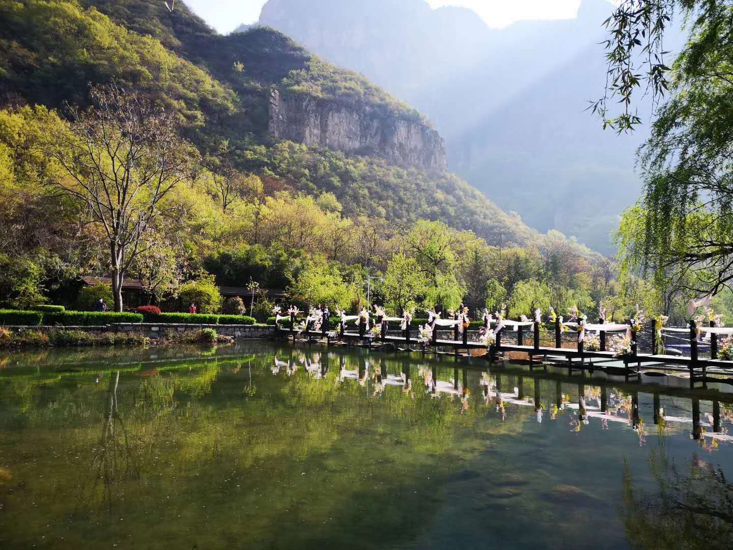 当鲜花遇到汉服,云台山再次迎来春天!