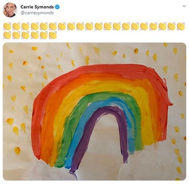 『凯莉』首相乐翻天英首相怀孕未婚妻太会哄他开心！送上腹中宝宝B超图