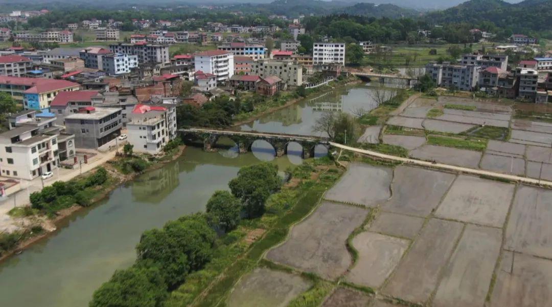 锦江镇人口_新建区石岗镇锦江河(2)