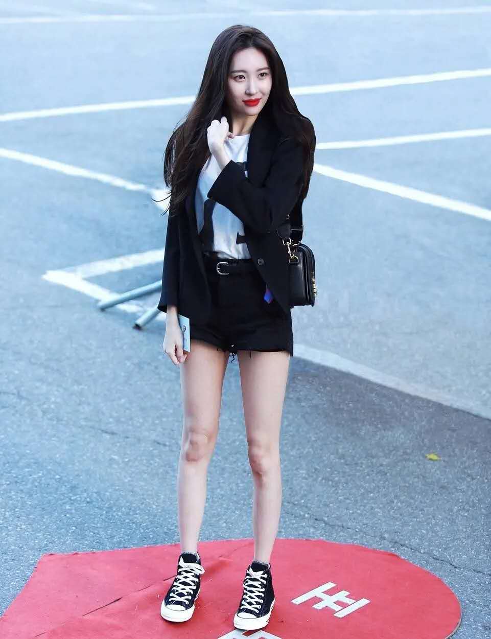 女团腿排行_2021年一月女团品牌排名!(2)