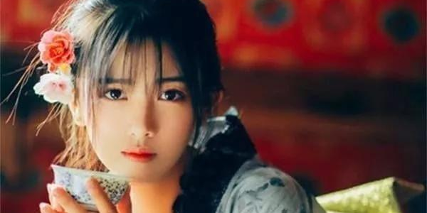 『美文』如今却成了流行语，经常被人们挂在嘴边，古代青楼的六句“行话”