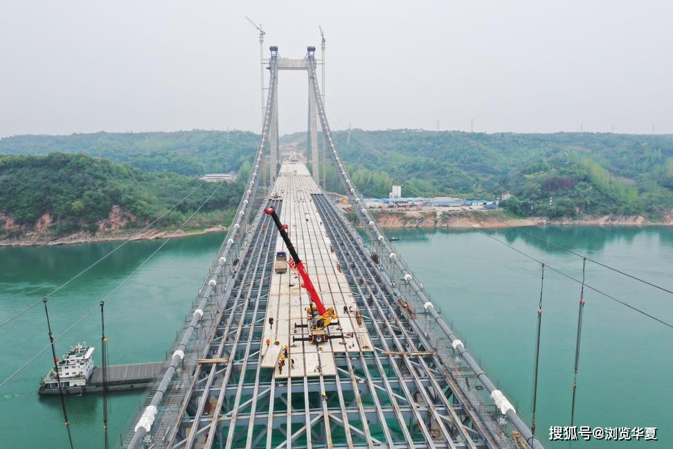 湖北宜昌白洋长江大桥今年建成通车