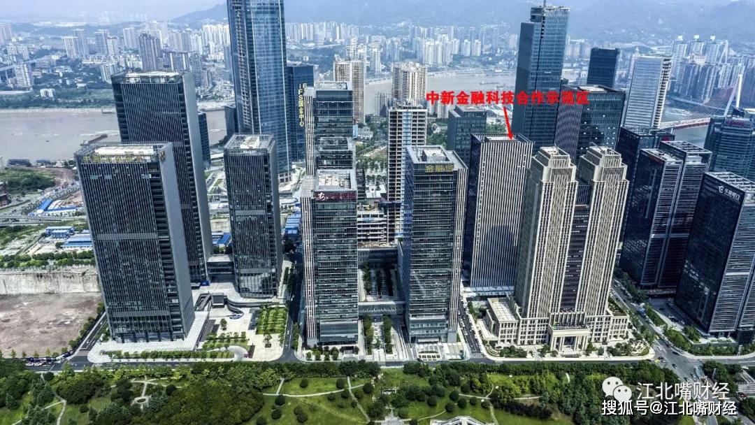 尤为利好的是,重庆内陆国际金融中心建设正式上升为国家战略,将极大