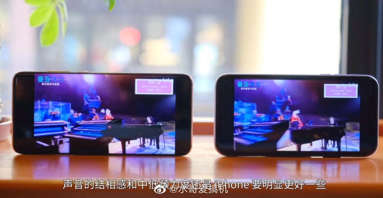 卢伟冰说别玩捆绑营销，雷军马上就完胜iPhone1