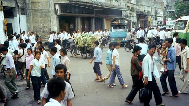 1979年中国,北京海淀四季青公社,上海静安区街景