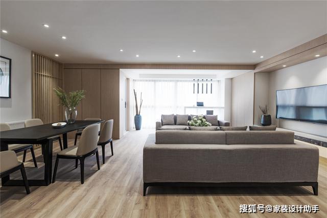 原创她家沙发不靠墙,无主灯设计,全房舒适又迷人,忍不住晒晒!
