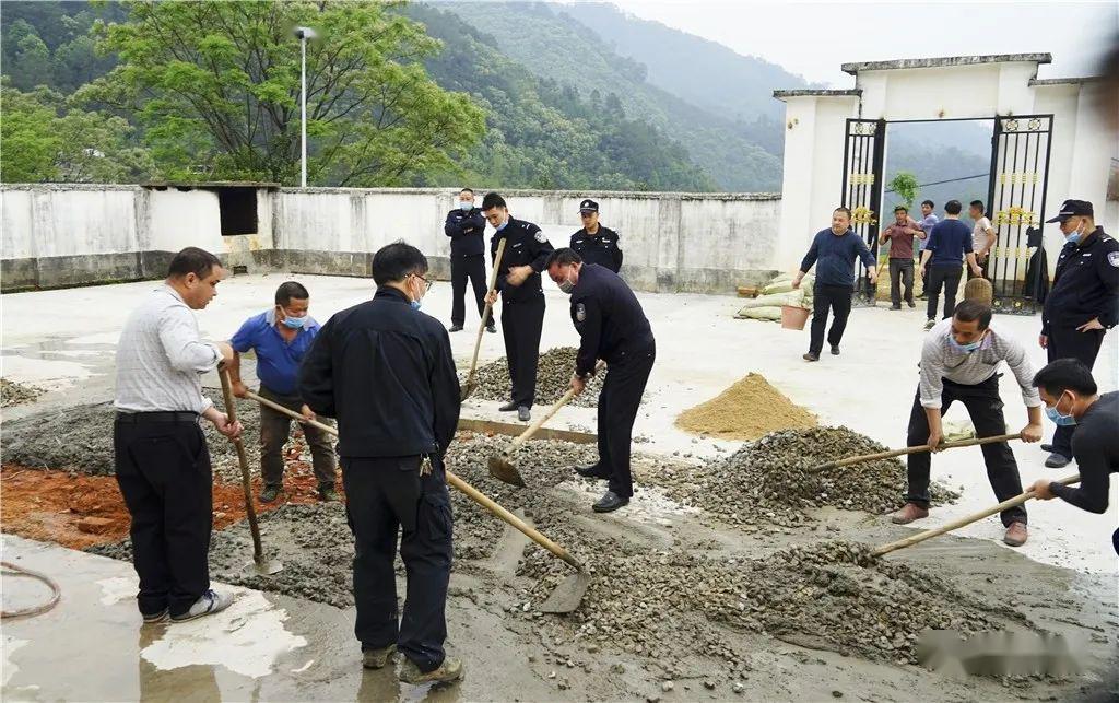 六堡镇人口多少_六堡镇旅游景点