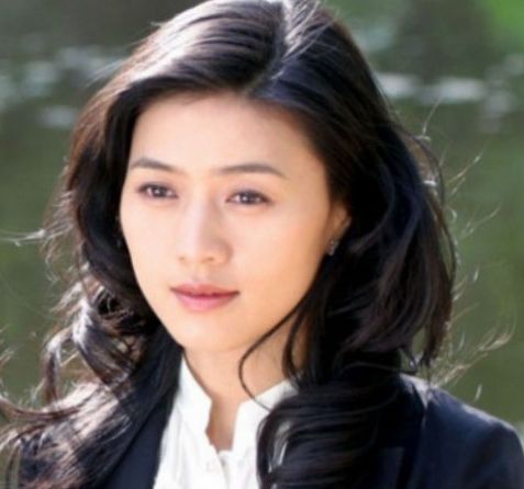 2020年最火的女明星_盘点2009国内最火的十大封面女星(组图)