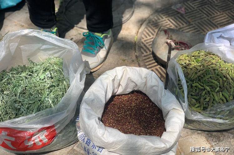 洛宁县城印象(图134)