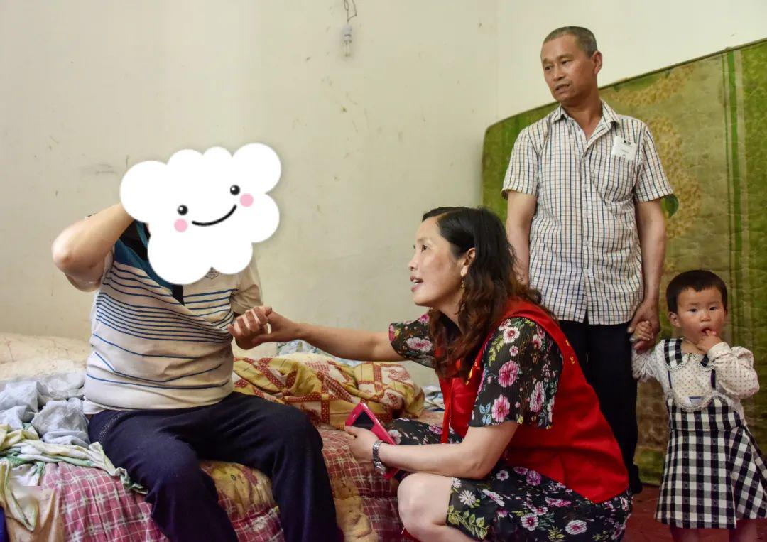 新时代文明实践彭启萍18年无怨无悔让更多的人感受被爱被尊重的幸福