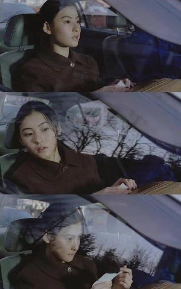 同是素颜出镜，张柏芝洋气十足美的高级，而范