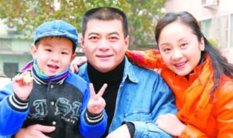 出道28年零绯闻，帮助老公成名后被抛弃，离婚