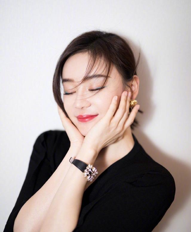 自律的女人们 3729425ed9ac45b782ae8a12336acacf.jpeg