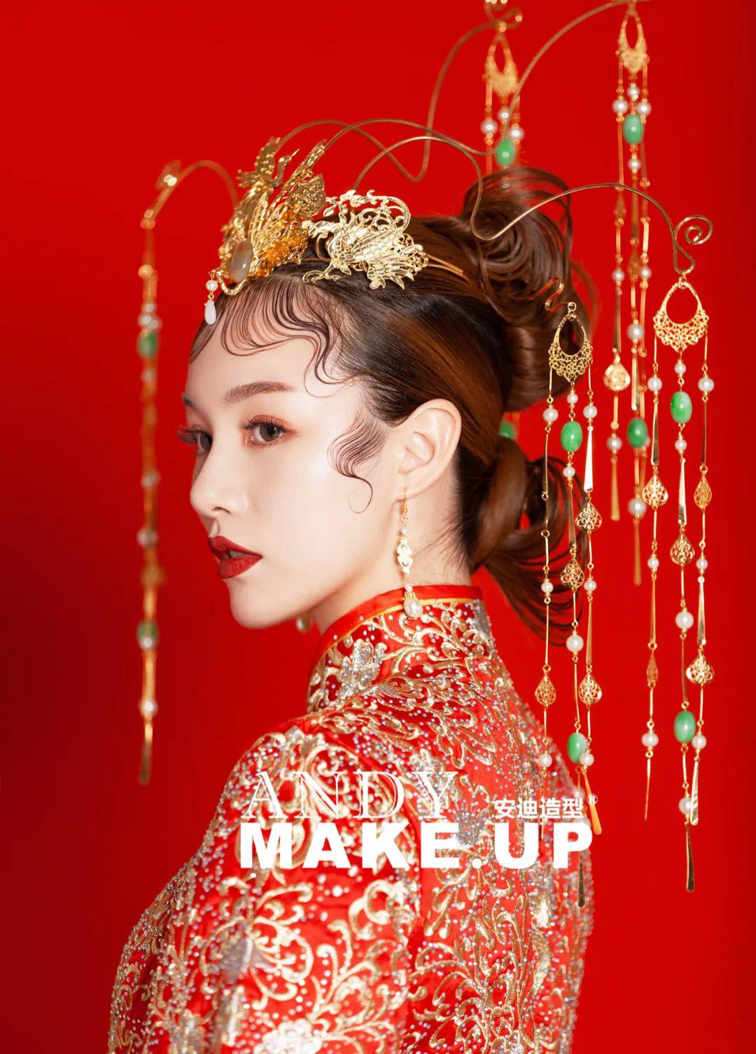 中式造型 | 中式嫁衣必备的新娘造型!
