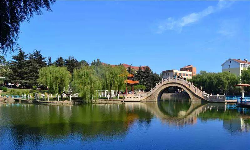 你喜欢的，一定在这湖光山色中