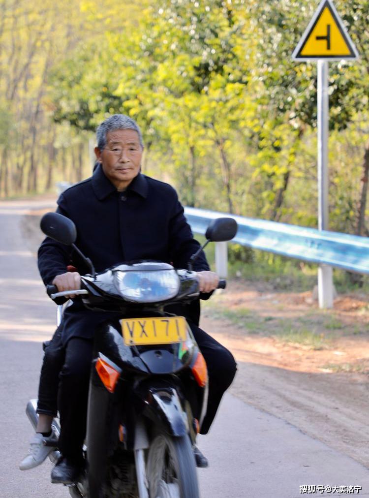 洛宁县城印象(图84)