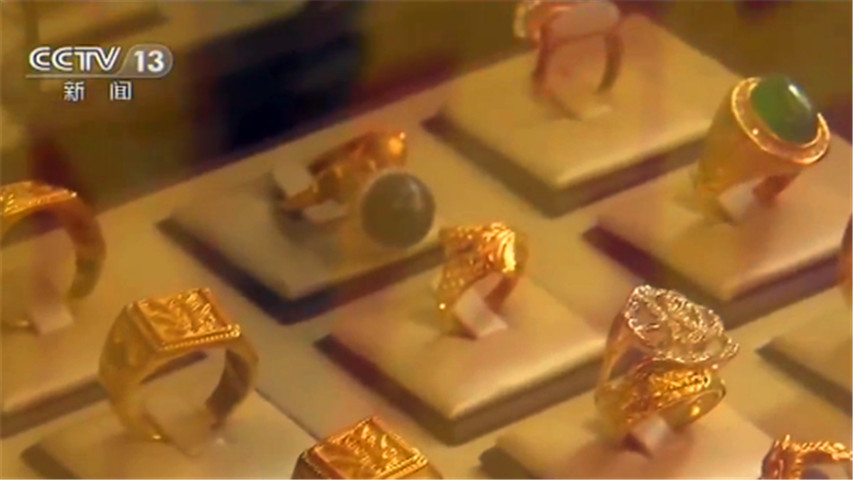 打金店店主从小打金器却轻易被骗 骗子埋下了哪