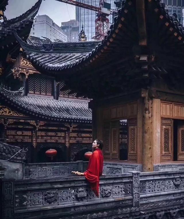 镜头下的山城英雄，摄影师连续15年记录重庆棒棒冉光辉