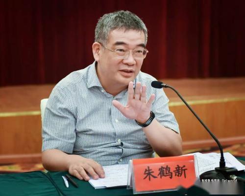 朱鹤新出任中信集团一把手 年仅52岁被认为还有前途