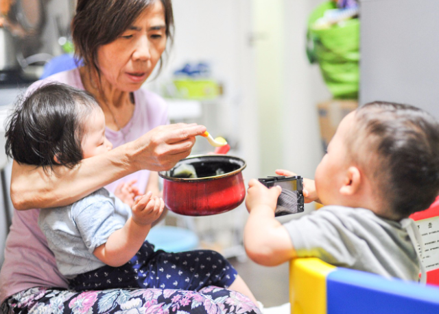 『孩子』家长要学会拒绝,医生表示从来不买给娃吃孩子喜欢吃的3类食物